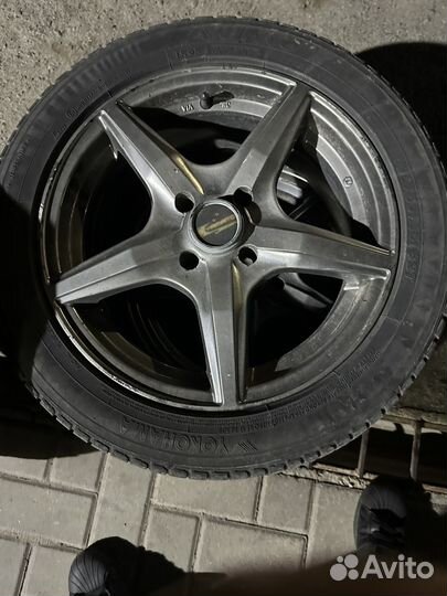 Accelera 651 2.25/4.5 R4 19B