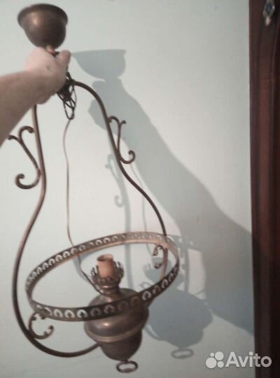 Старинная люстра