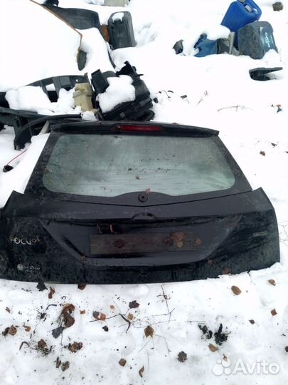 Форд Фокус 1 хетчбэк крышка багажника