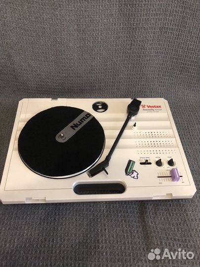 Vestax Проигрыватель