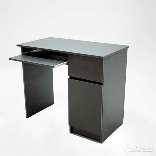 Компьютерный стол новый с тумбой