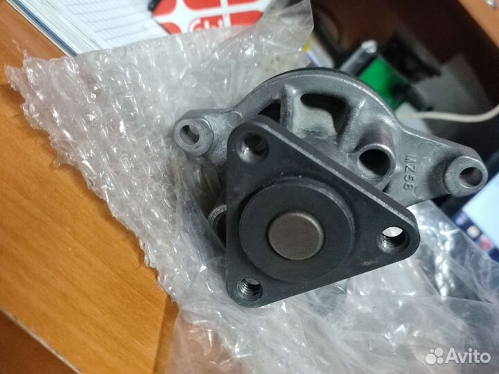 Продам помпу мазда 6 GH 2.0