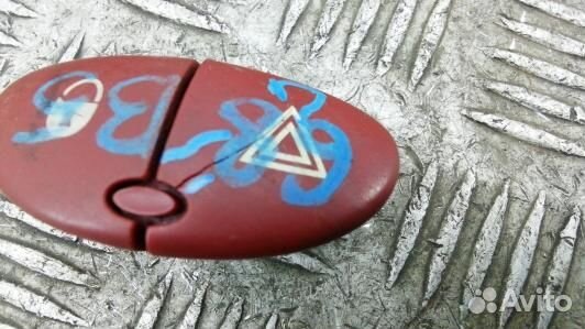 Кнопка аварийки citroen xsara picasso (68B05I501)