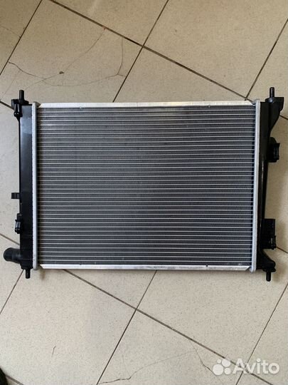 Радиатор охлаждения kia rio hyundai solaris