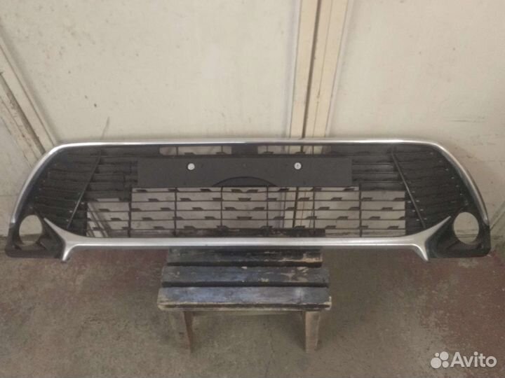 Решётка радиатора Toyota Camry v 55