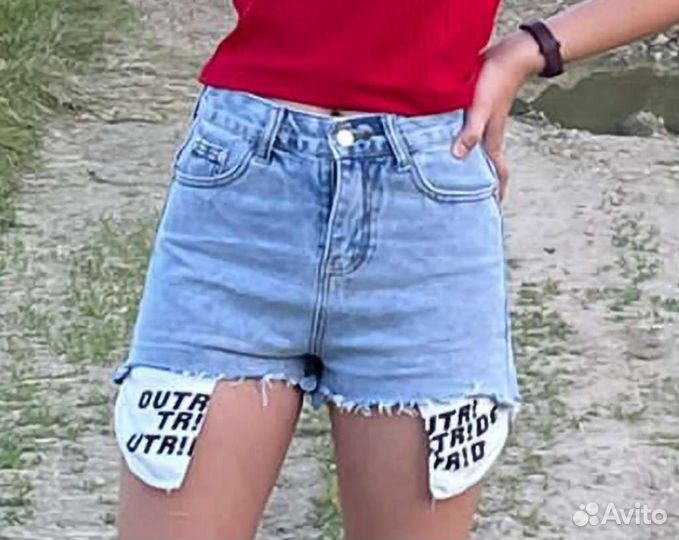 Джинсовые шорты