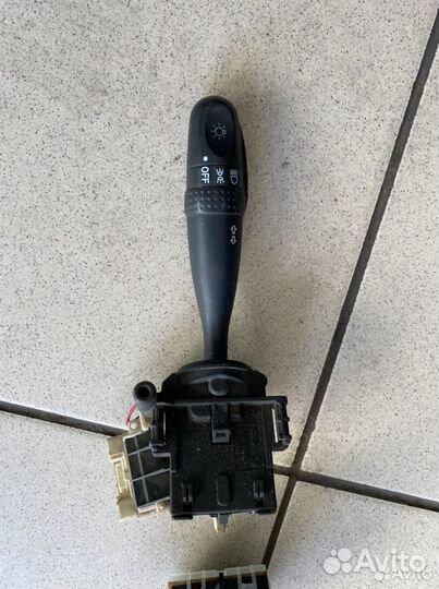 Переключатель поворотников Vortex Estina