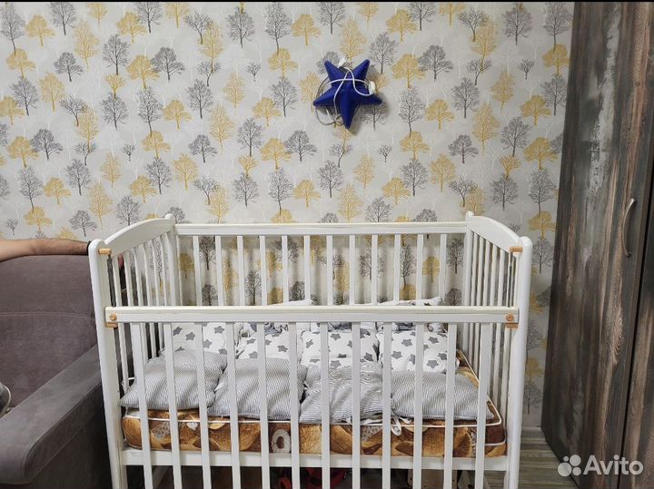 Детская кроватка