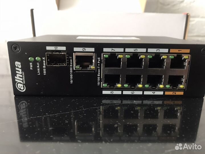 Коммутатор на 8 портов Dahua DH-PFS3110-8ET-96