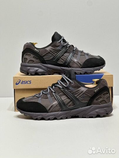 Кроссовки asics gore-TEX (42)