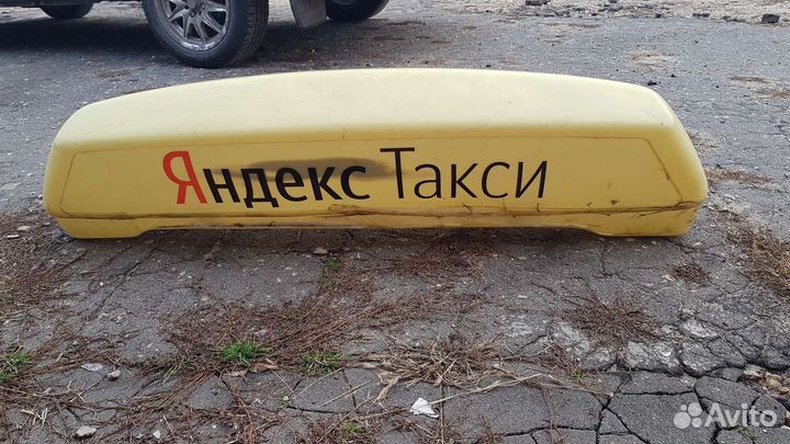 Лайтбокс Яндекс такси