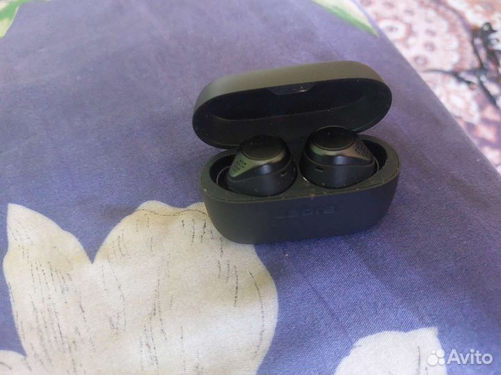 Беспроводные bluetooth наушники Jabra elite 75t