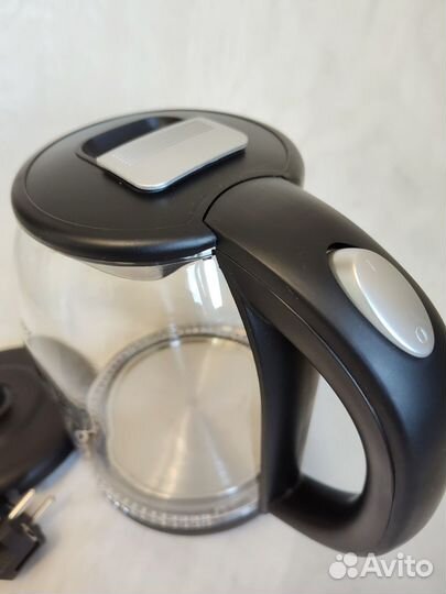 Чайник электрический новый 1,8л