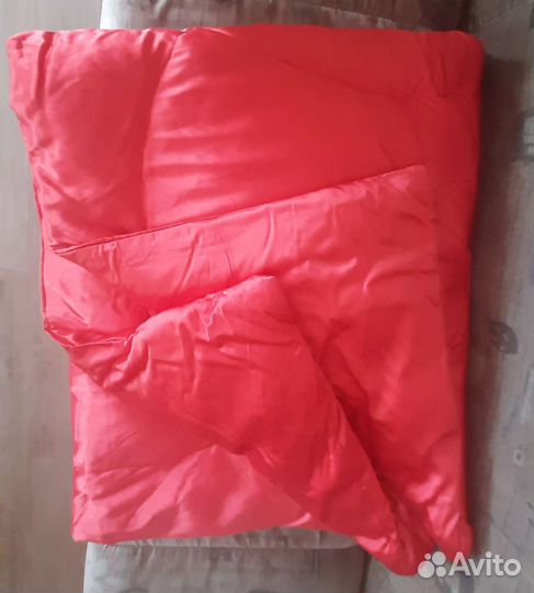 Одеяло пуховое