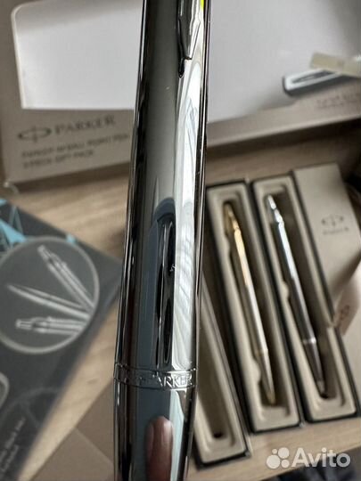 Шариковая ручка Parker