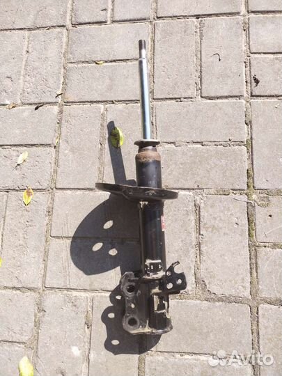 Стойка переднего правого аммортизатора