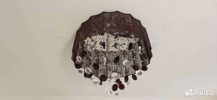 Светильник потолочный и настольная лампа