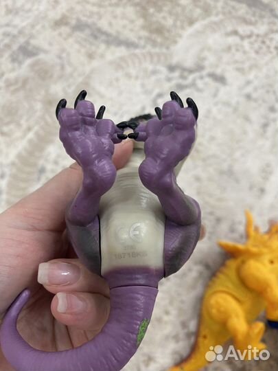 Продам пакетом Динозавры, Fingerlings и др