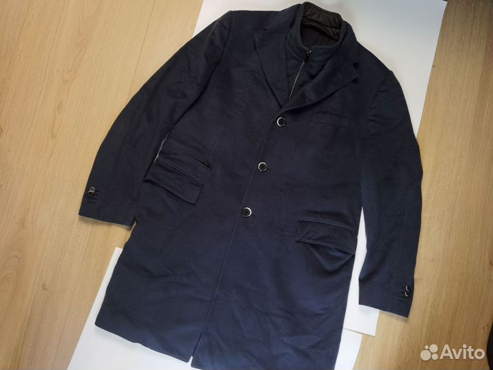 Пальто Corneliani ID. 54-56 размер. Италия