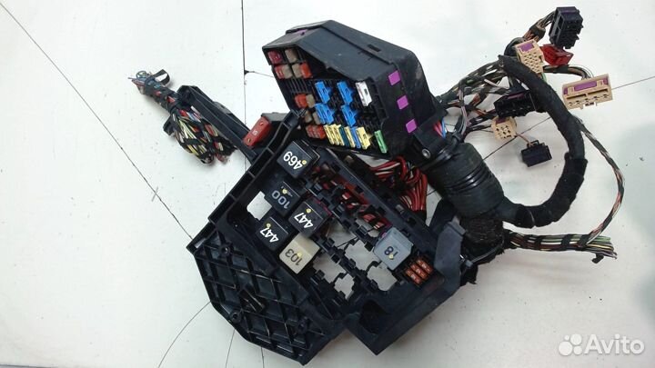 Блок предохранителей Skoda Fabia, 2005