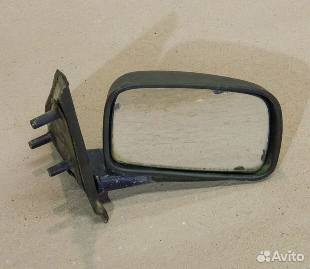 Зеркало правое VW Golf 2 (недочеты)