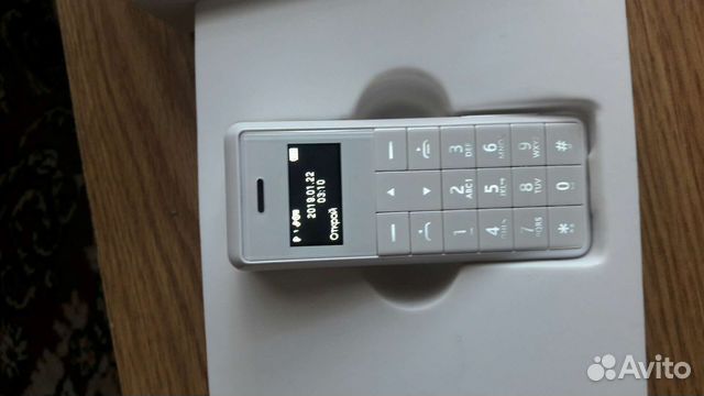 Телефон маленький мобильный