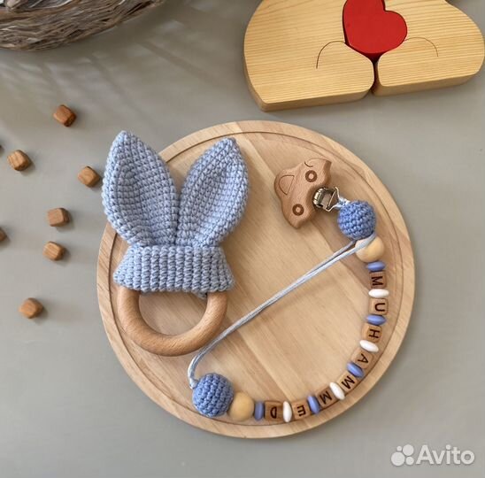 Бэбибокс : погремушка, держатель, грызунок