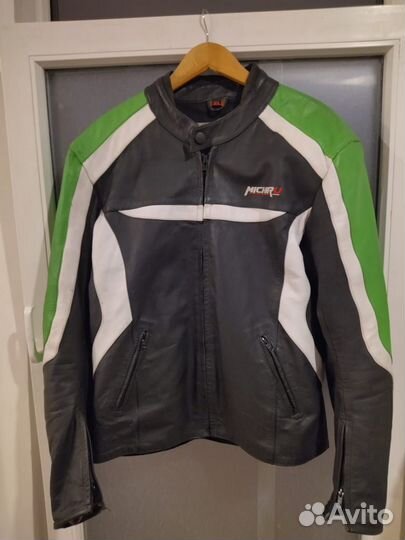 Кожаная,ездовая куртка с защитой. размер xl