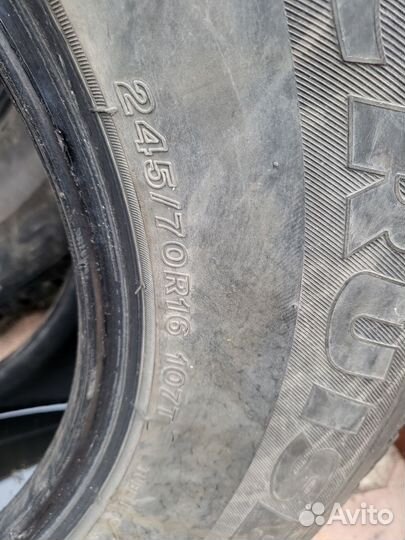 Bridgestone Ice Cruiser 7000 245/70 R16 107T