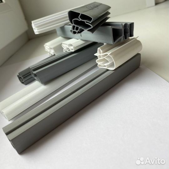 Уплотнитель для холодильника indesit DSZ 51758