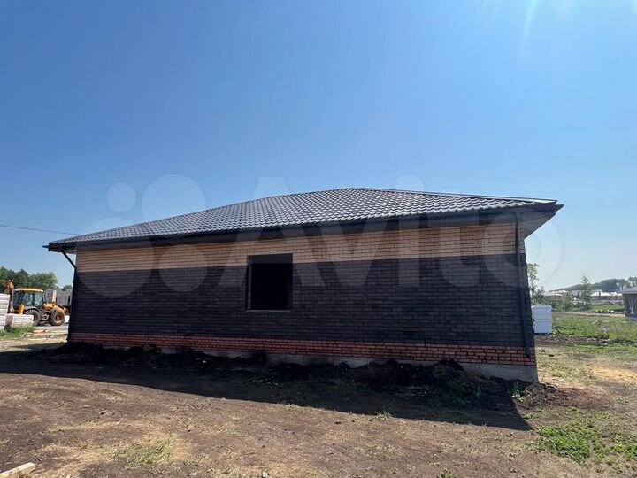 Коттедж 100 м² на участке 6 сот.