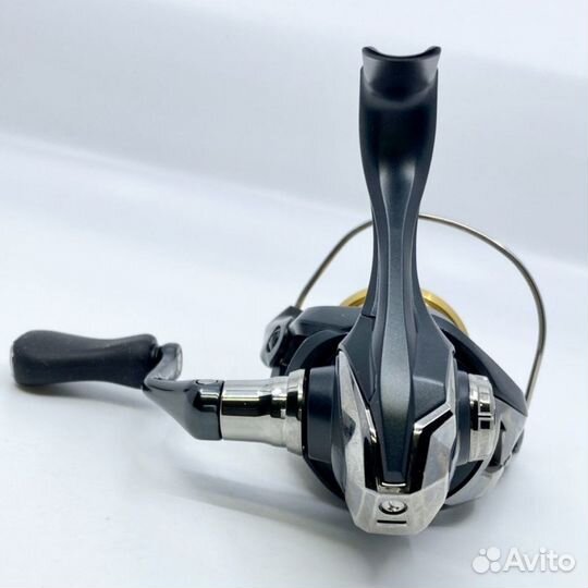 Катушка shimano 22 sahara C2000S