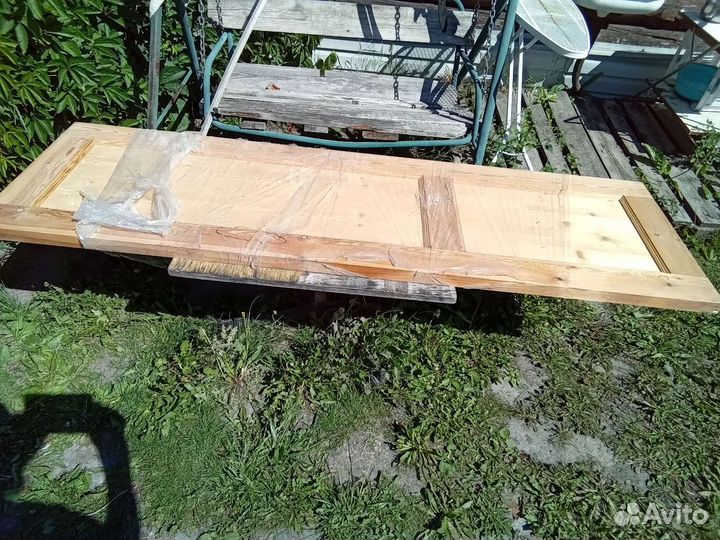 Дверь входная деревянная