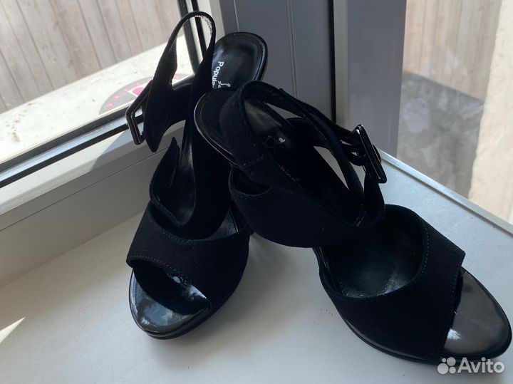 Босоножки новые 34