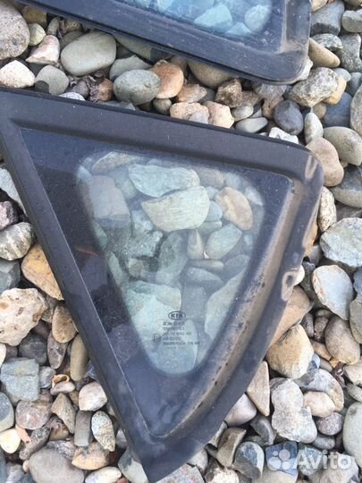 Kia ceed 2011 хэтчбек форточка задняя левая