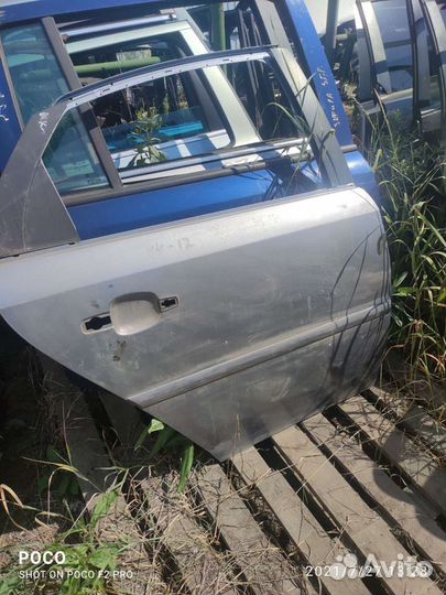 Дверь задняя правая Опель Вектра С хетчбек дефект