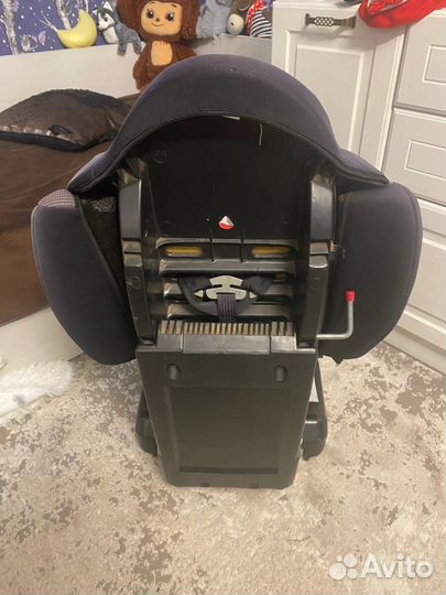 Автомобильное детское кресло от 9 до 36 кг