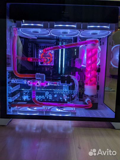 Держатель для видеокарты