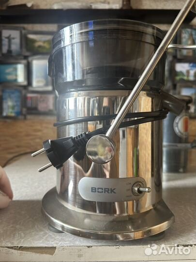 Соковыжималка bork ju cup 21095 si