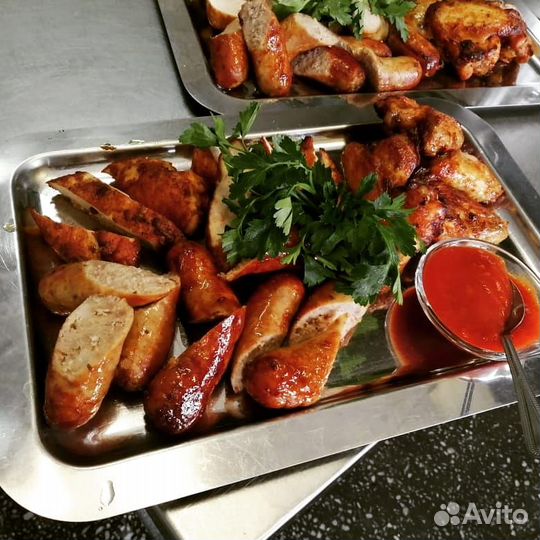 Блюда на праздник, фуршеты, еда с доставкой