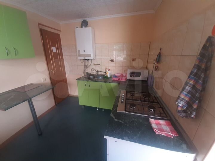 Комната 16 м² в 7-к., 2/2 эт.