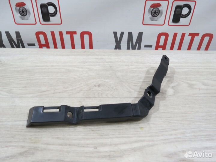 Кронштейн крепления бампера Kia Soul 3