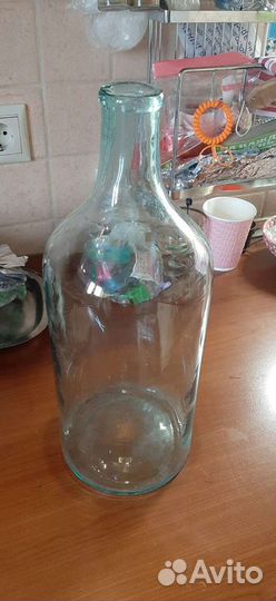 Бутылка стеклянная