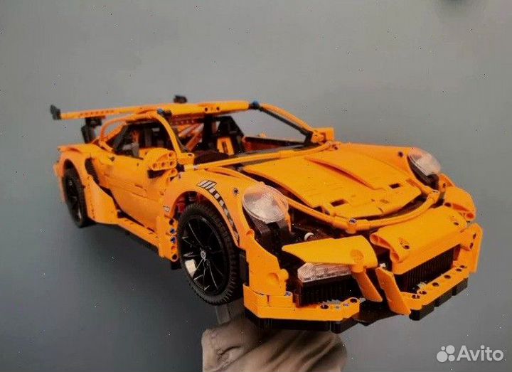 Конструктор Porsche 911 GT3 RS в ярком цвете