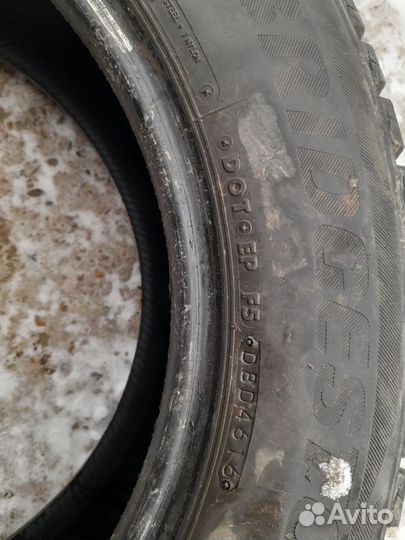 Bridgestone Blizzak DM-V2 225/65 R17