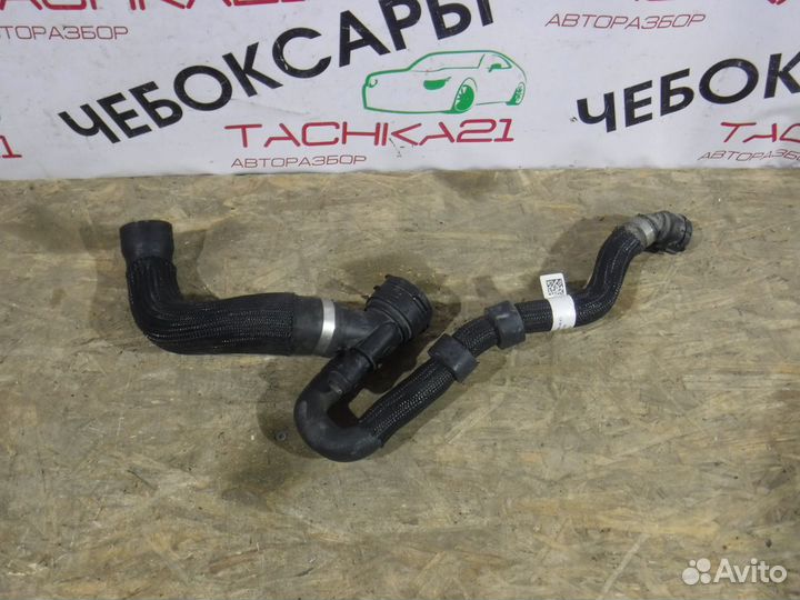 Патрубок радиатора Land Rover Discovery Sport 1