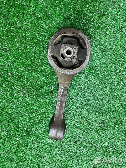 Подушка МКПП опора Skoda Fabia 2 Roomster