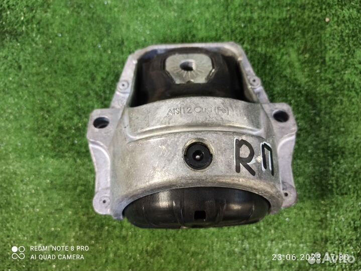 Опора двигателя правая Porsche Macan 95B 2021