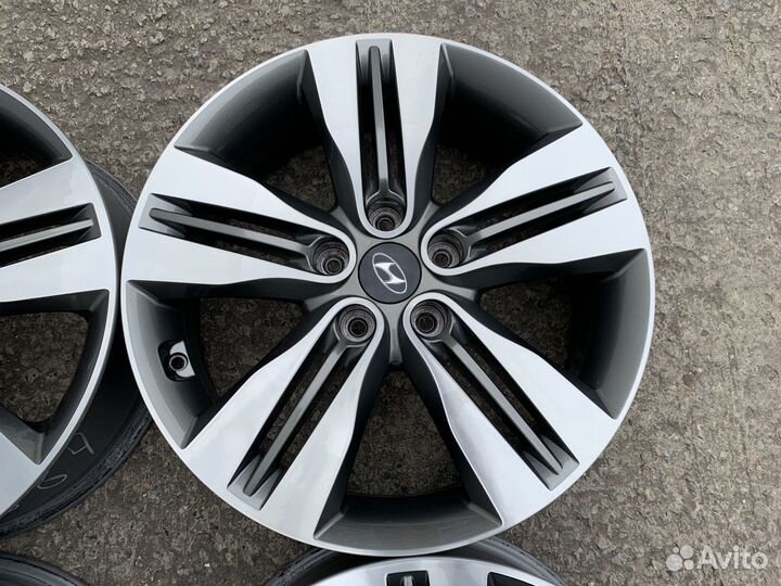 Диски оригинал Hyundai IX35 Tucson Creta R18