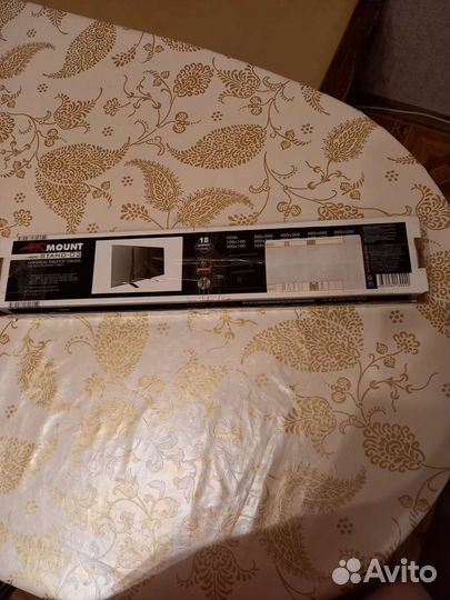 Кронштейн для телевизора